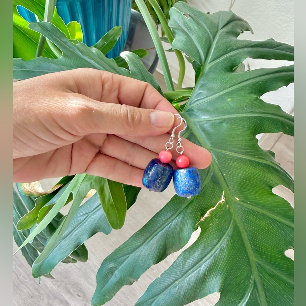 Handmade Lapis Lazuli & Agate Earrings – Balance, Grounding & Clarity stones